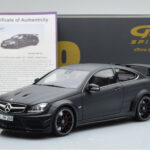 Mercedes C63 AMG W204 Black Series Mat Zwart GT Spirit 1:18 - image 6 of 6