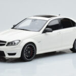 Mercedes C63 AMG W204 Wit GT Spirit 1:18
