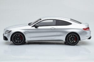 Mercedes C63S AMG C205 Coupe Zilver GT Spirit 1:18 GT116 Hars — afbeelding 3 van 6