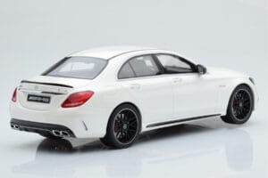 Mercedes C63S AMG W205 Wit GT Spirit 1:18 B66960370 Hars — afbeelding 2 van 6