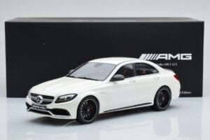 Mercedes C63S AMG W205 Wit GT Spirit 1:18 B66960370 Hars — afbeelding 6 van 6