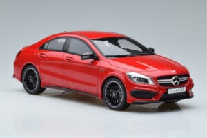 Mercedes CLA 45 AMG C117 Jupiter Rood GT Spirit 1:18 GT031 Hars — afbeelding 4 van 6