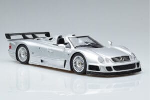 Mercedes CLK GTR Roadster Zilver GT Spirit 1:18 GT155 Hars — afbeelding 4 van 6