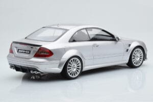 Mercedes CLK63 AMG C209 Coupe Zilver Otto 1:18 OT227 Hars — afbeelding 2 van 6