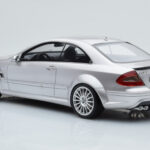 Mercedes CLK63 AMG C209 Coupe Zilver Otto 1:18 - image 5 of 6