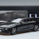 Mercedes CLS Coupe C257 Norev 1:18 - image 7 of 7