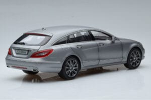 Mercedes CLS Shooting Brake X218 Alanite Grijs Norev 1:18 B66960117 Metaal — afbeelding 3 van 7