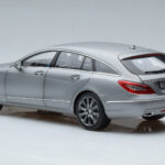 Mercedes CLS Shooting Brake X218 Alanite Grijs Norev 1:18 - image 6 of 7