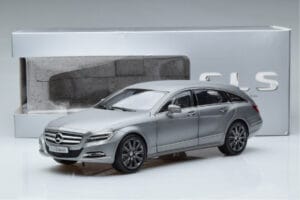 Mercedes CLS Shooting Brake X218 Alanite Grijs Norev 1:18 B66960117 Metaal — afbeelding 7 van 7