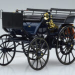 Mercedes Daimler Motorkutsche Donkerblauw Norev 1:18