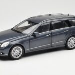Mercedes E-Class S212 T-Model Tenorit Grijs Metallic Minichamps 1:18 B66962447
