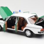 Mercedes E-Class W123 Polizei Norev 1:18 B66040676 - image 5 of 8