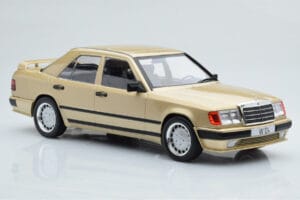 Mercedes E-Class W124 Tuning Beige MCG 1:18 MCG18342 Metaal — afbeelding 4 van 6