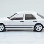 Mercedes E-Class W124 Tuning Wit MCG 1:18 - image 3 of 6