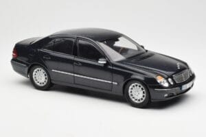 Mercedes E-Class W211 Blauw Metallic Kyosho 1:18 B66962147 Metaal — afbeelding 6 van 8