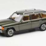 Mercedes 230T W123 T-Model Groen Metallic Norev 1:18 183730