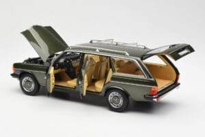 Mercedes 230T W123 T-Model Groen Metallic Norev 1:18 183730 Metaal — afbeelding 5 van 8