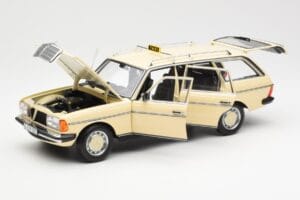 Mercedes 230T W123 T-Model Taxi Norev 1:18 183731 Metaal — afbeelding 2 van 8