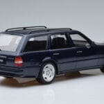 Mercedes E36 AMG S124 Blauw Otto 1:18 OT753 Hars - image 2 of 6