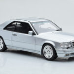 Mercedes E36 AMG C124 Coupe Zilver Otto 1:18 - image 4 of 6