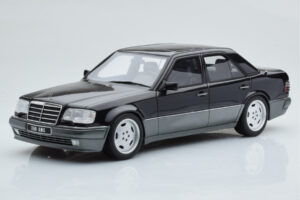 Mercedes E60 AMG W124 Zwart Otto 1:18