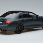 Mercedes E63 AMG Brabus 800 W213 Groen GT Spirit 1:18 - image 2 of 6