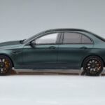 Mercedes E63 AMG Brabus 800 W213 Groen GT Spirit 1:18 - image 3 of 6