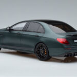 Mercedes E63 AMG Brabus 800 W213 Groen GT Spirit 1:18 - image 5 of 6