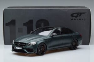Mercedes E63 AMG Brabus 800 W213 Groen GT Spirit 1:18 GT208 Hars — afbeelding 6 van 6