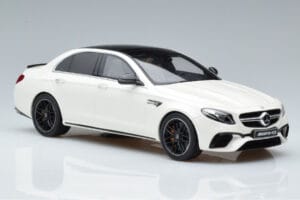 Mercedes AMG E63 S W213 Wit GT Spirit 1:18 B66965711 Hars — afbeelding 4 van 6