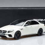 Mercedes AMG E63 S W213 Wit GT Spirit 1:18 - image 6 of 6