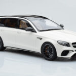 Mercedes AMG E63 S S213 T-Model Wit GT Spirit 1:18 - image 4 of 6