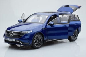 Mercedes EQC 400 Brilliant Blauw NZG 1:18 B66963757 Metaal — afbeelding 2 van 8