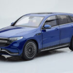Mercedes EQC 400 Brilliant Blauw NZG 1:18