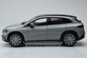Mercedes EQE SUV X294 AMG Line Alpine Grijs NZG 1:18 B66960837 Metaal — afbeelding 4 van 8