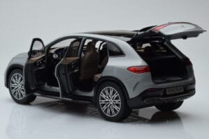 Mercedes EQE SUV X294 AMG Line Alpine Grijs NZG 1:18 B66960837 Metaal — afbeelding 5 van 8