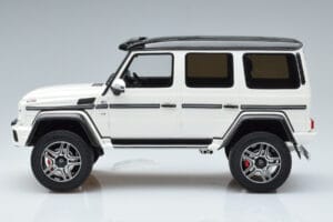 Mercedes G500 4x4 W463 GT Spirit 1:18 GT142 Hars — afbeelding 3 van 6