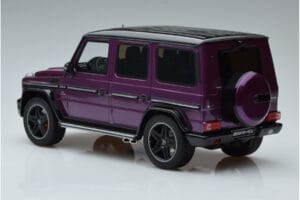 Mercedes G63 AMG W463 Crazy Color Galactic Beam Dealer Edition GT Spirit 1:18 B66961014 Hars — afbeelding 5 van 6