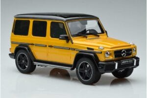 Mercedes AMG G63 W463 Crazy Color Solar Beam Dealer Editie GT Spirit 1:18 B66961012 Hars — afbeelding 4 van 6