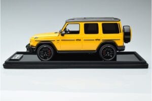Mercedes AMG G63 W463 Geel MotorHelix 1:18 MH018-Y Hars — afbeelding 3 van 7