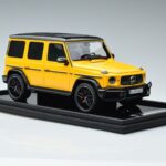 Mercedes AMG G63 W463 Geel MotorHelix 1:18 MH018 Y Hars - image 4 of 7