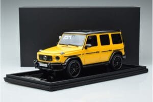 Mercedes AMG G63 W463 Geel MotorHelix 1:18 MH018-Y Hars — afbeelding 7 van 7