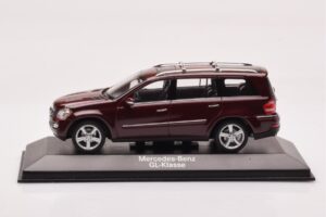 Mercedes GL X164 Carneool Rood Minichamps 1:43
