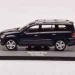 Mercedes GL X164 Tanzanite Blauw Minichamps 1:43
