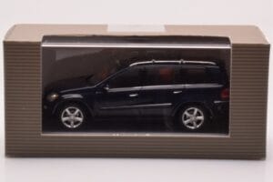 Mercedes GL X164 Tanzanite Blauw Minichamps 1:43 B66962228 Metaal — afbeelding 4 van 4