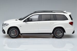 Mercedes AMG GLS63 X166 Wit GT Spirit 1:18 B66965709 Hars — afbeelding 3 van 6
