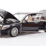 Mercedes Maybach S-Class W222 Brabus 900 Obsidian Zwart Almost Real 1:18 - image 2 of 8