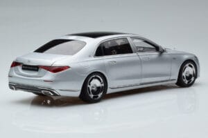 Mercedes Maybach S600 W222 V12 Biturbo Hightech Zilver Almost Real 1:18 820118 Metaal — afbeelding 3 van 12