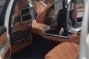 Mercedes Maybach S600 W222 V12 Biturbo Hightech Zilver Almost Real 1:18 820118 Metaal — afbeelding 9 van 12