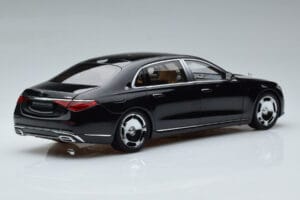 Mercedes Maybach S600 W222 V12 Biturbo Obsidian Zwart Almost Real 1:18 820115 Metaal — afbeelding 3 van 11